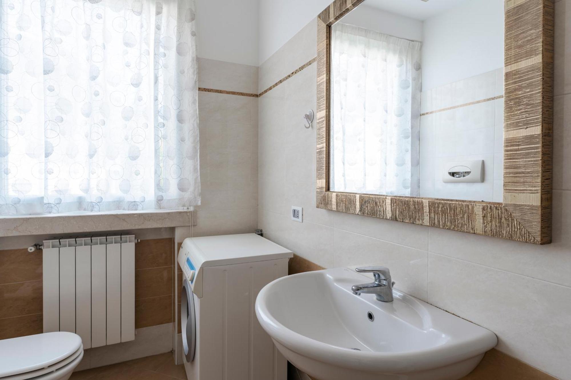Matteotti Apartments Desenzano del Garda Exteriör bild